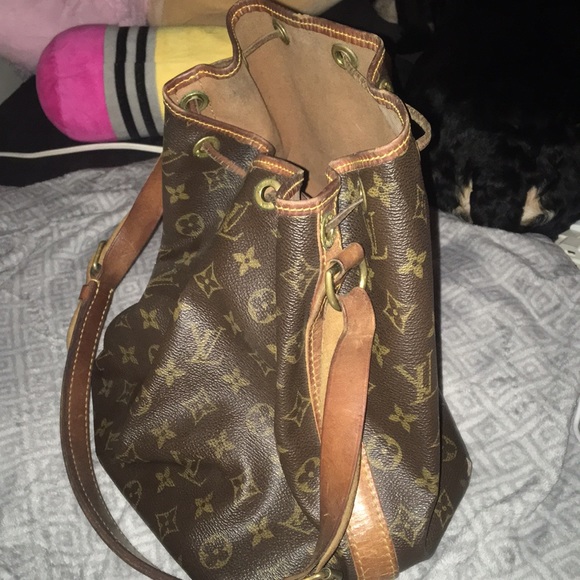 Louis Vuitton Bag AUTHENTIC - Picture 3 of 4